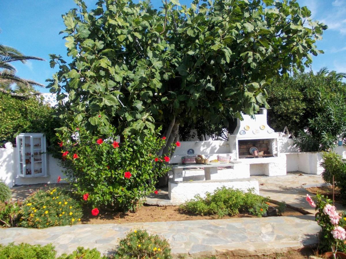 Nyfes Traditional Boutique Frosyni Skyros Bagian luar foto