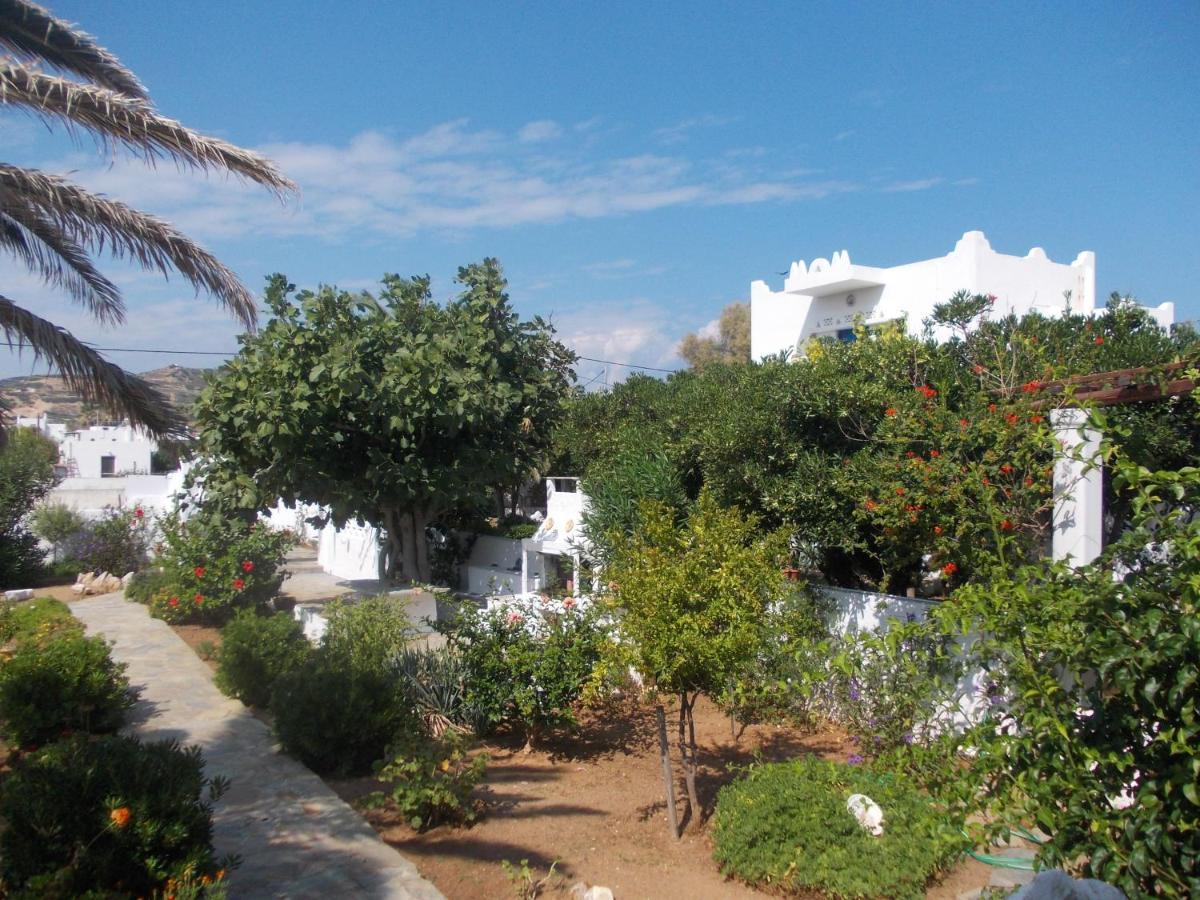 Nyfes Traditional Boutique Frosyni Skyros Bagian luar foto