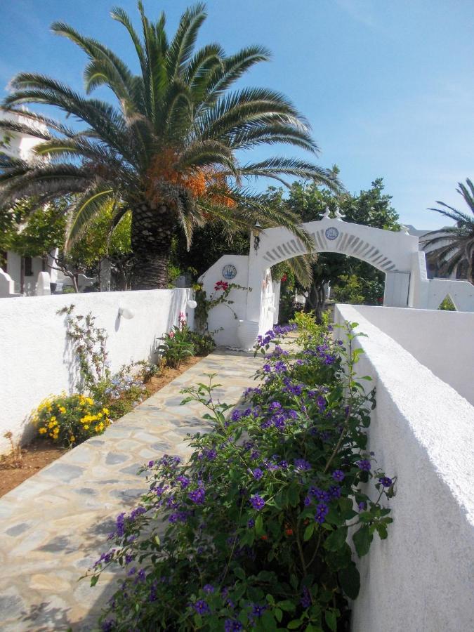 Nyfes Traditional Boutique Frosyni Skyros Bagian luar foto